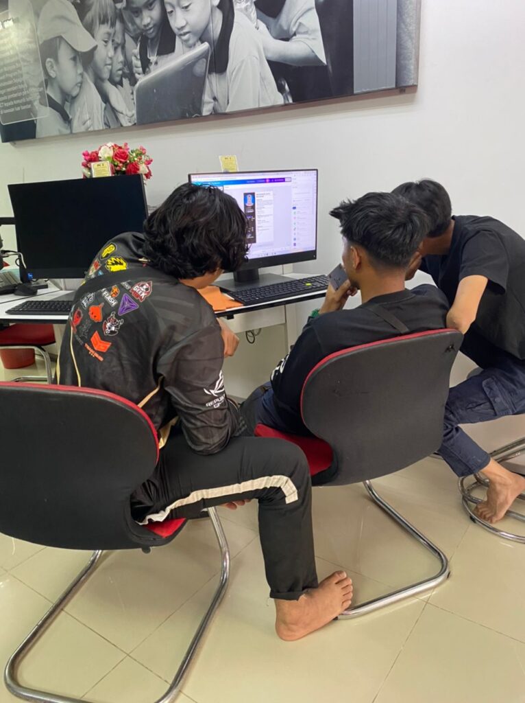 8cb25b37-6cb5-4575-bbd2-39b8d9ace205